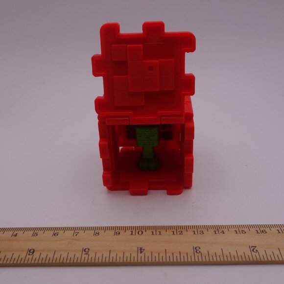 McDonald's 2025 Minecraft Bloc de Redstone et Creeper - Picture 12 of 16